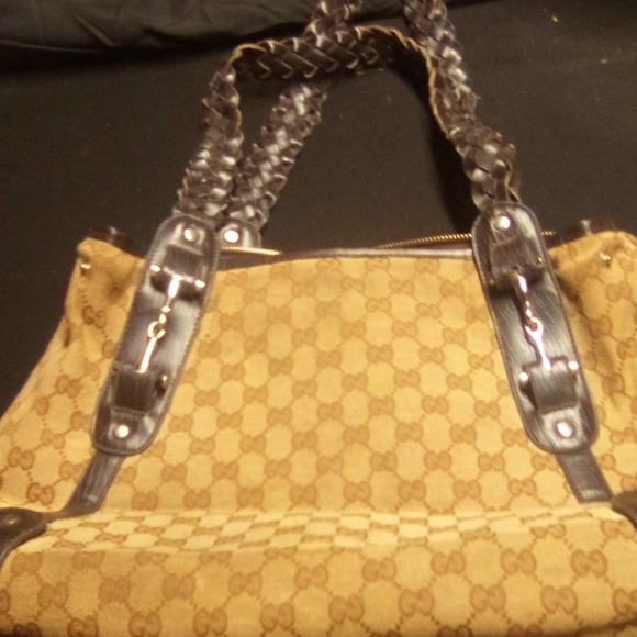 Authentic Gucci Pelham bag - Picture 3 of 9